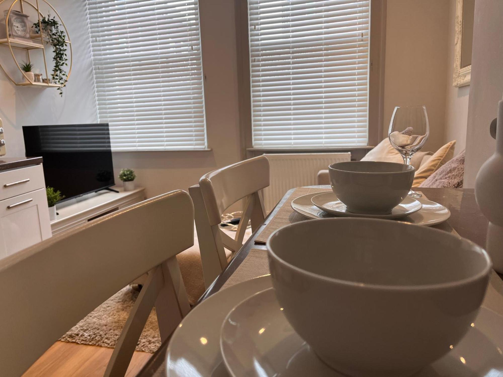 Private 1 Bed Flat Apartment *